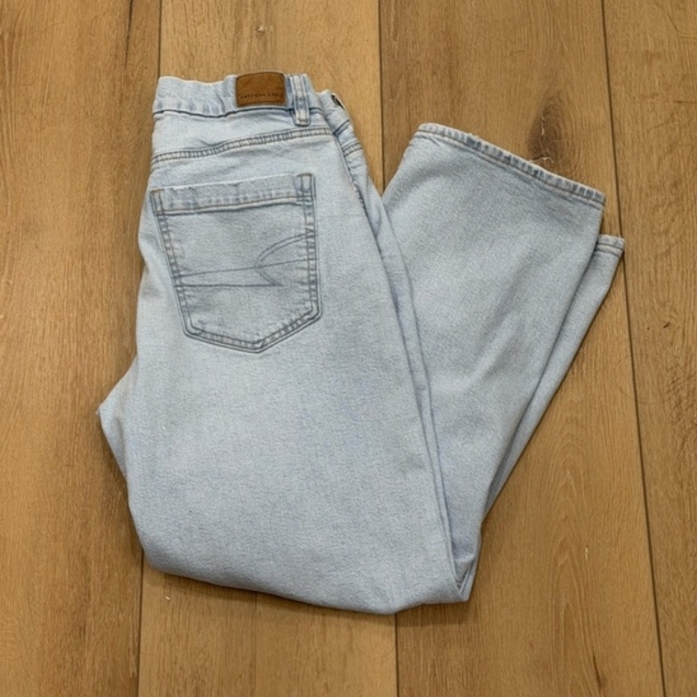 AE Curvy Straight Jeans